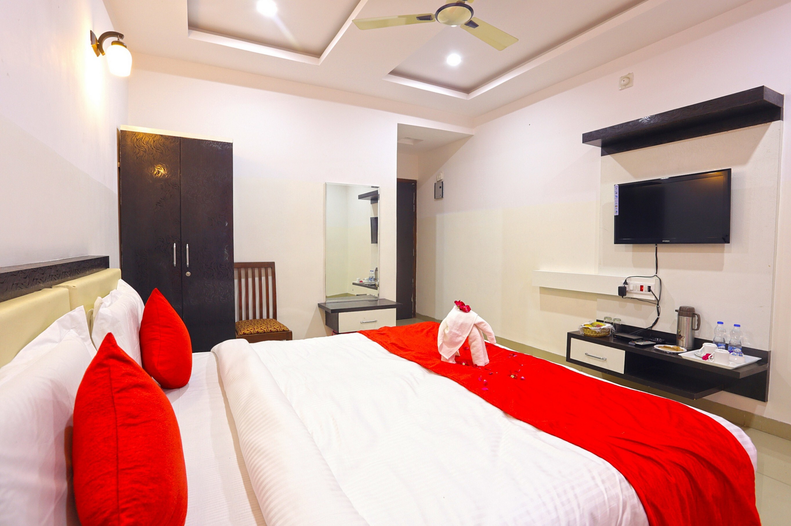 Hotel White Tulip near Airport, Udaipur - Tap to explore photos