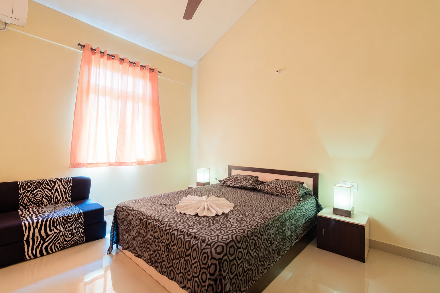 Flat in North Goa - Tap to explore photos