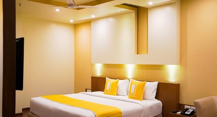 BloomSuites | Electronic City Room Type - Studio Suite King