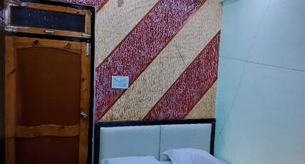 Dev Aagmann Inn Room Type - Super Deluxe Room