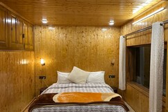 Fern Villas 2 Landour Near Bakehouse