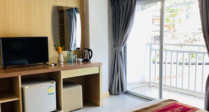 The Eden Park Room Type - Premium Room With Balcony