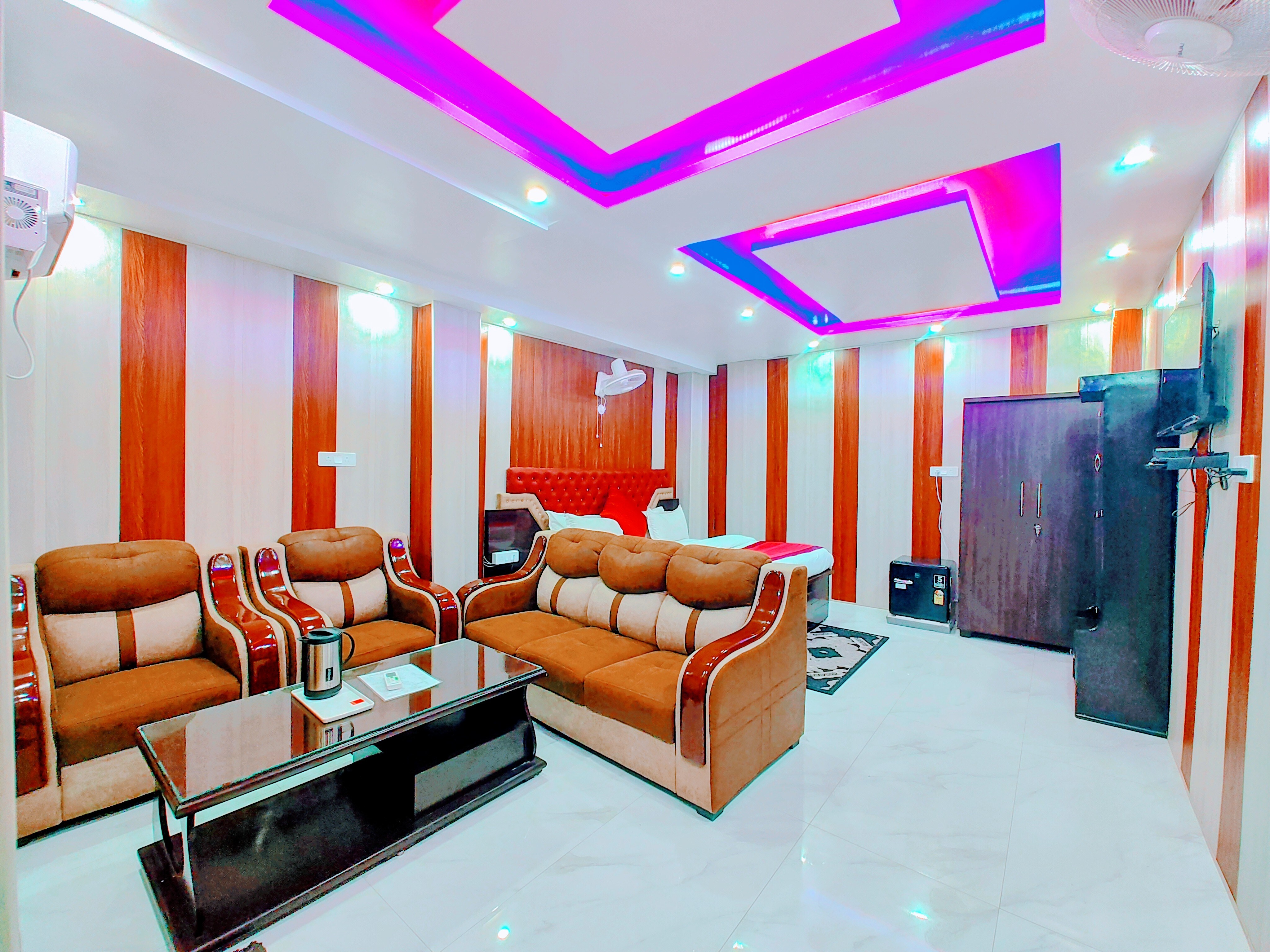 Main gallery