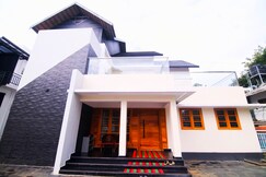 Photos of GreatMeadowsHomes Luxury Home