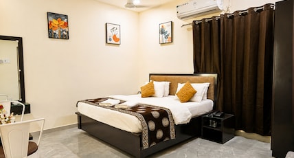 Hotel Ganga Regency Room Type - Deluxe Room Hotel Ganga Regency Room Type - Deluxe Room