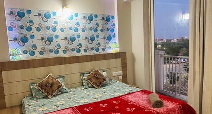 Banke Bihari hotel & comfort stay Room Type - Bedroom