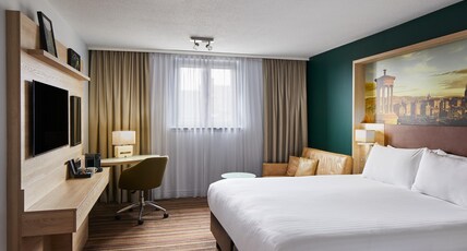 Leonardo Hotel Edinburgh Haymarket Room Type - Executive Double with Sofa Bed