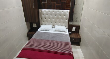SRM Guest Inn Room Type - Double Room