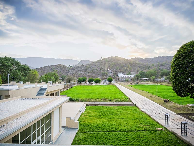 THE ARHAM GARDEN AND RESORT - Tap to explore photos