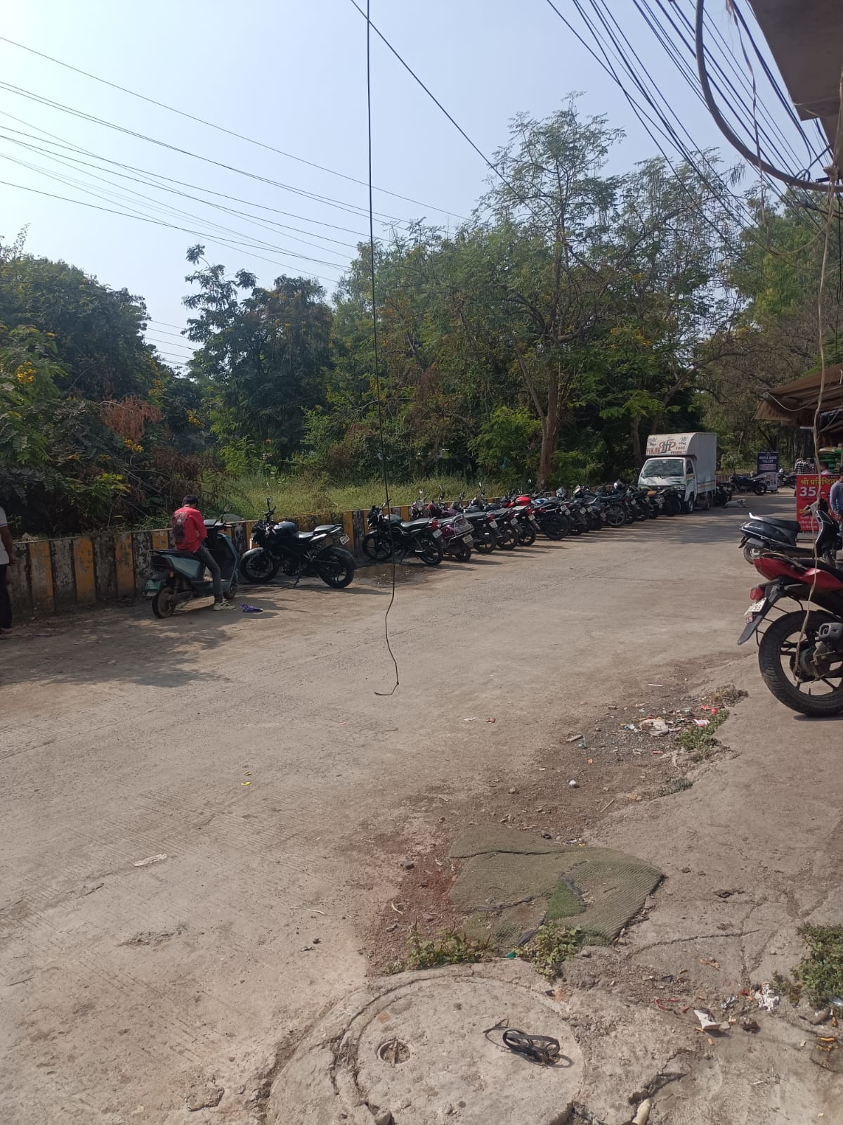 Hotel Eagle - Tap to explore photos