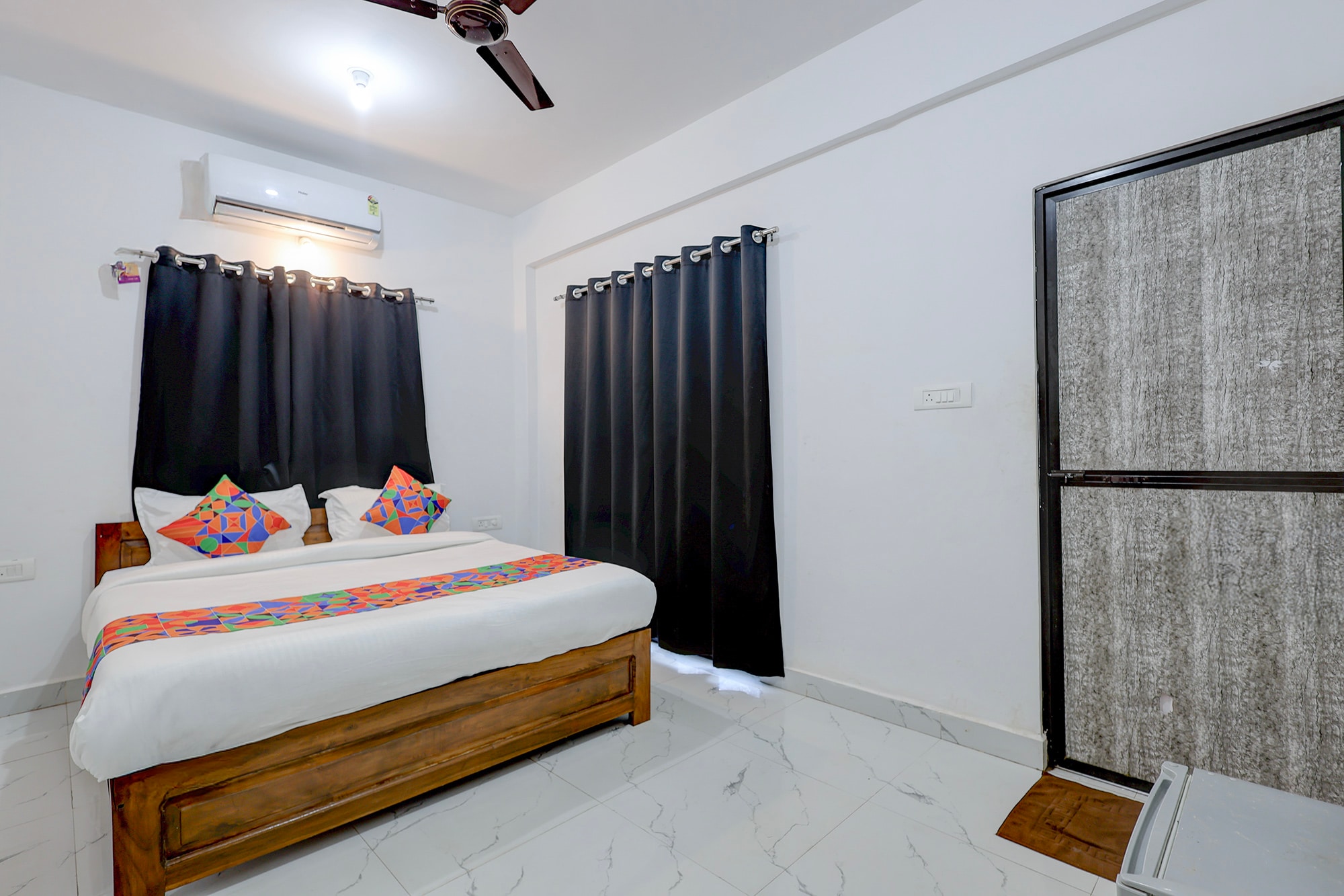 FabHotel Crystal Bay Baga - Tap to explore photos