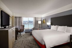 DoubleTree by Hilton Hotel San Francisco Airport North