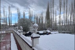 Hotel The Grand Khasdan