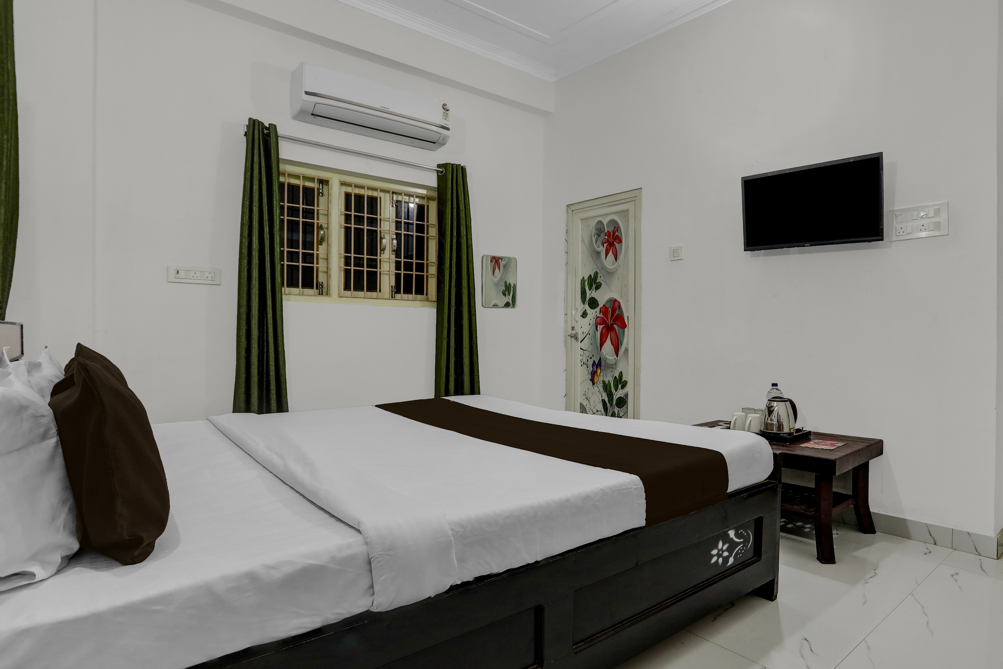 Hotel O by OYO K K Guest House - Tap to explore photos