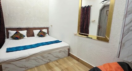 Shiv Ganga hotel Room Type - Bedroom 5