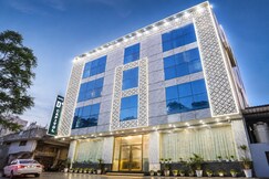 Hotel D' Capitol - Delhi Airport