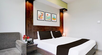 Townhouse Anand Formerly Hotel The Maison Room Type - Deluxe with Twin Bed