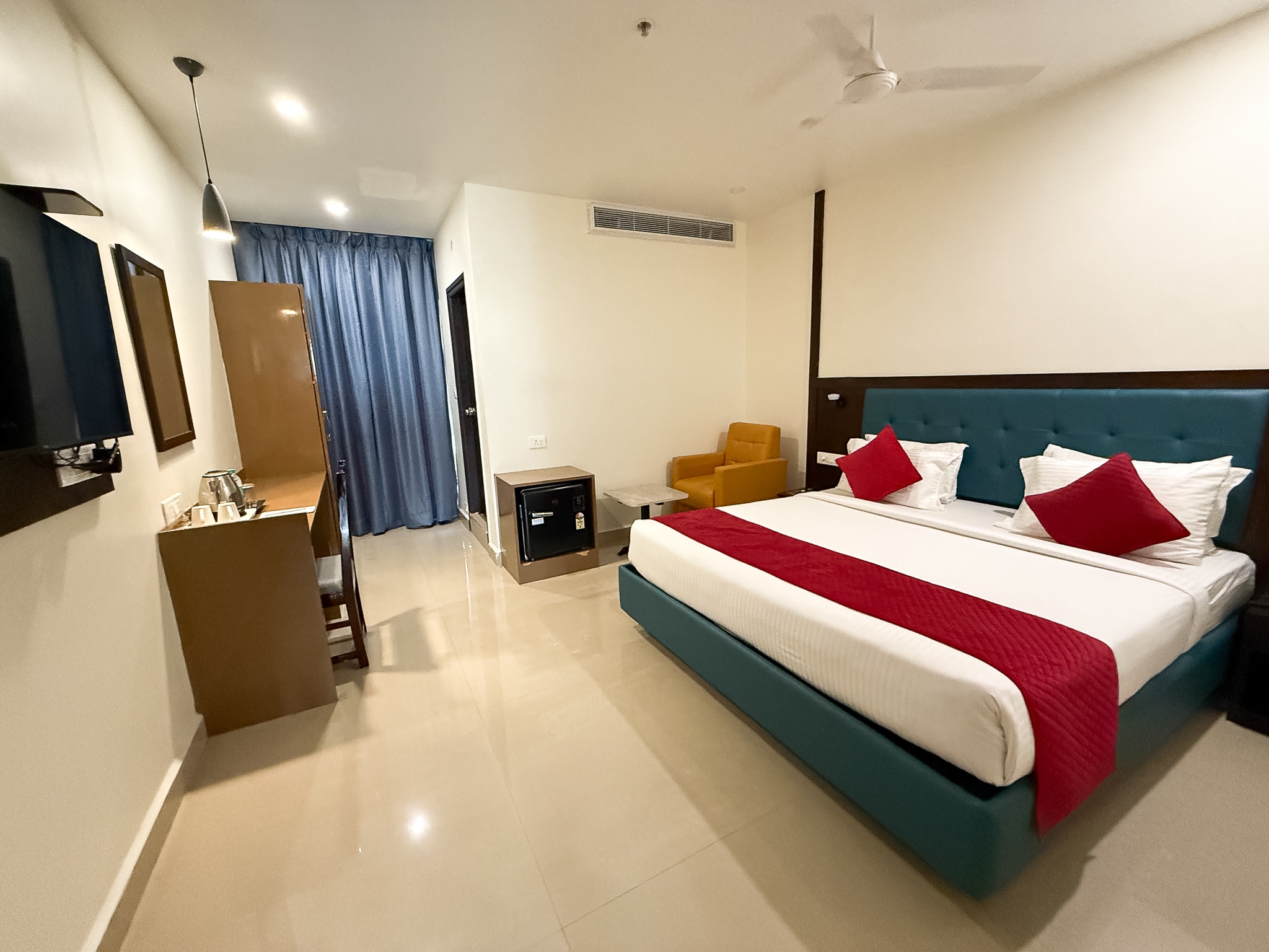 Hotel Landridge Hitech City - Tap to explore photos