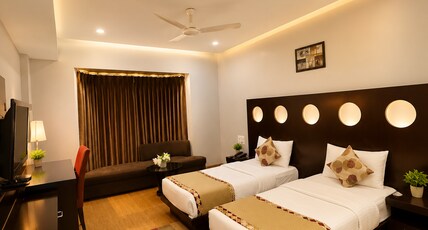 Hotel Cymbal (Sector 31 Gurgaon) Room Type - Deluxe Room