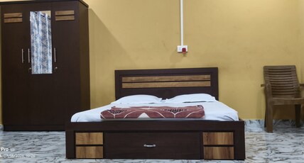 Royal Homestay Room Type - AC Room