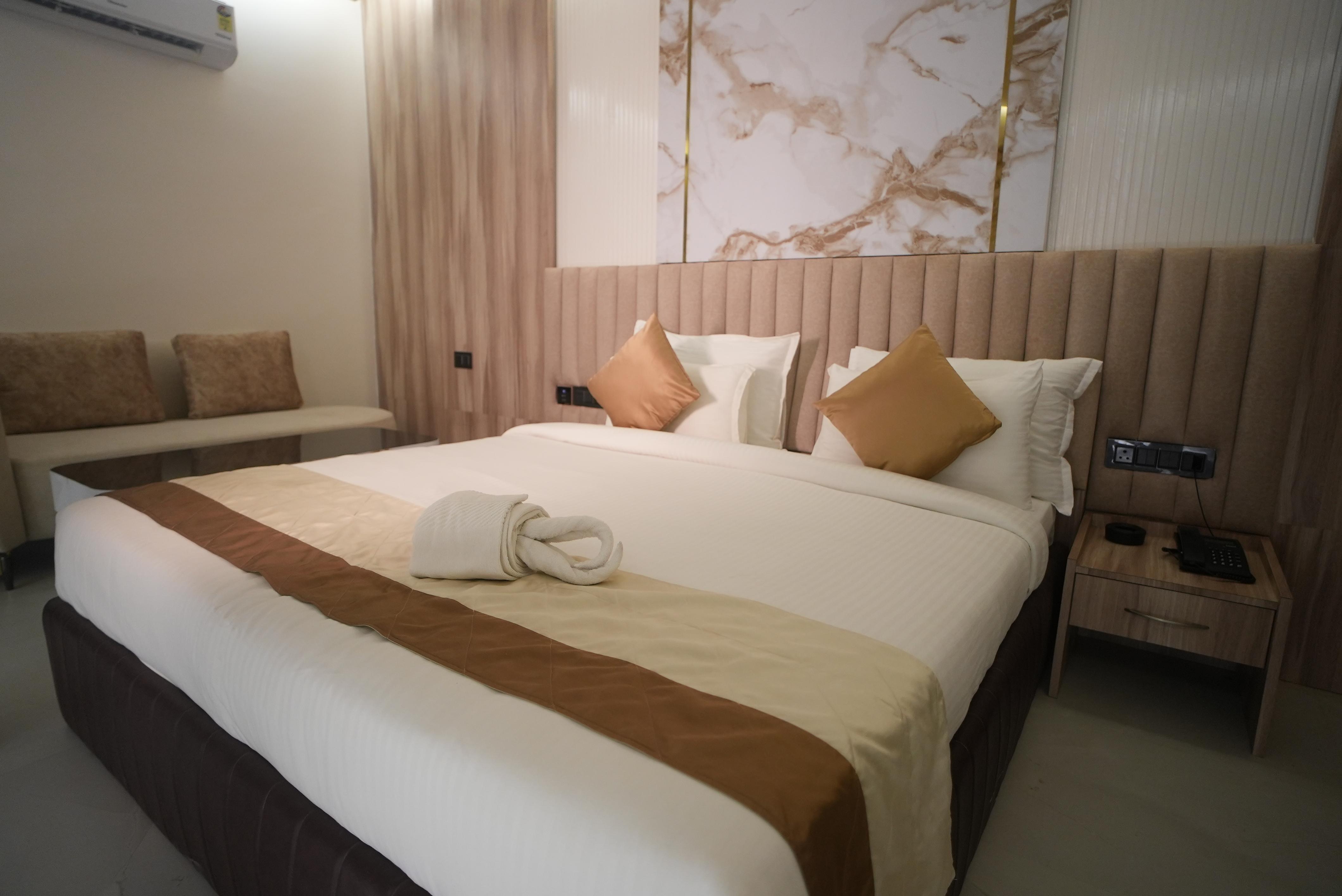 Hotel Rudra Regency - Tap to explore photos
