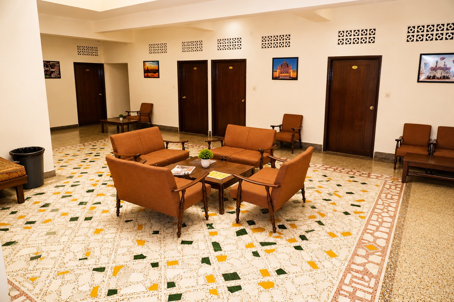 Main gallery