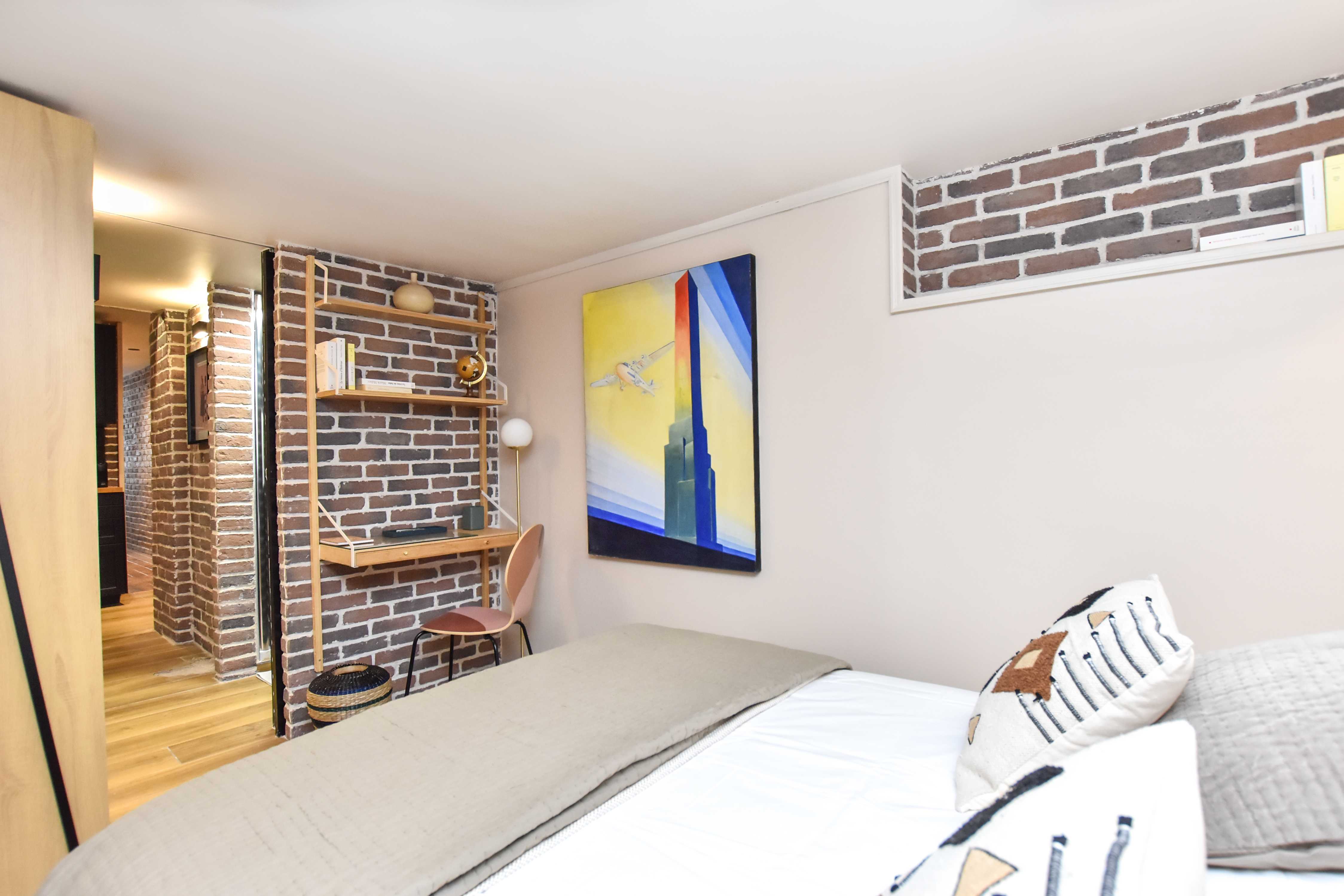 Magnificent apartment- 2BR/6P - Republique - Tap to explore photos