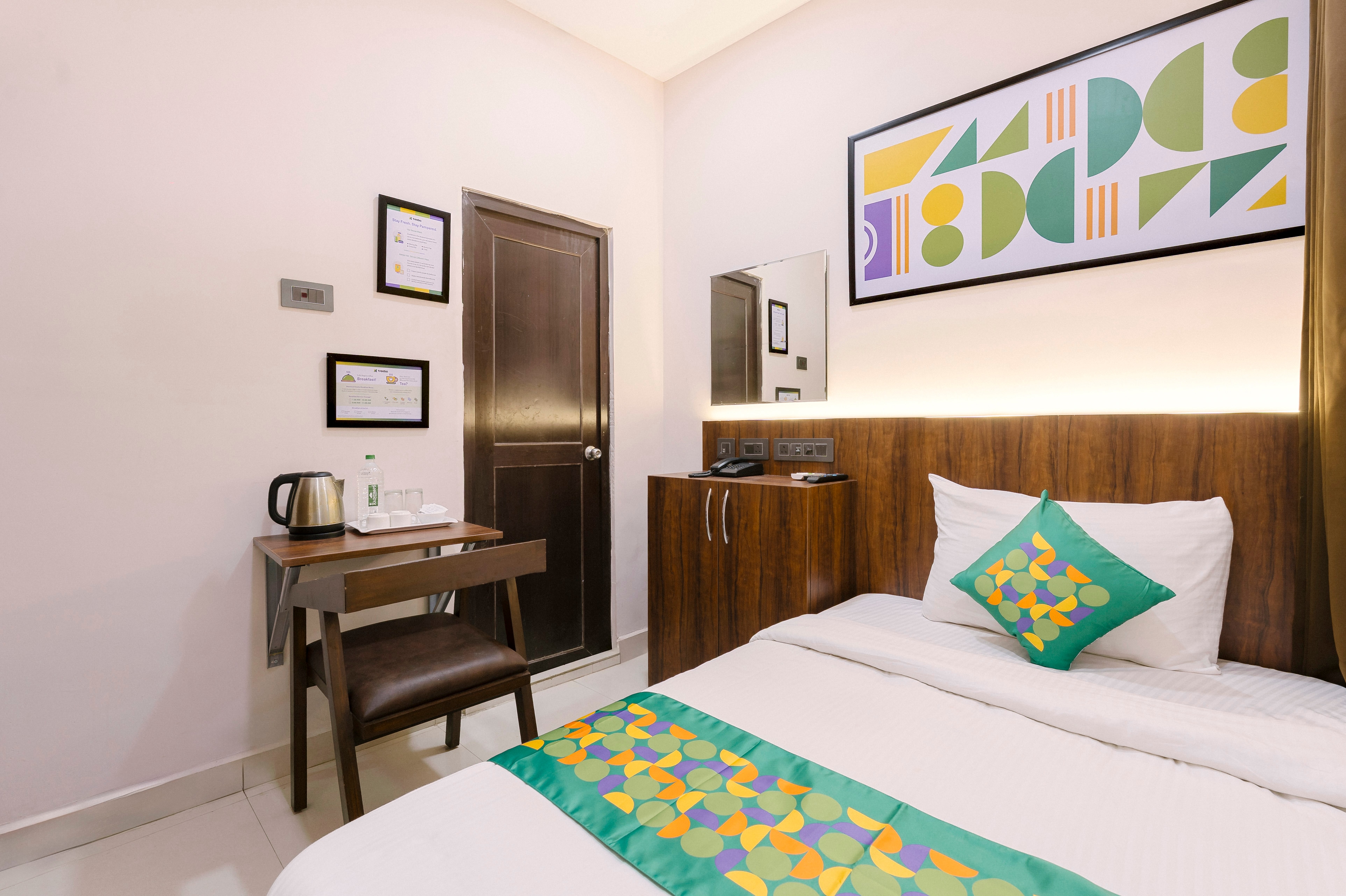 Treebo RKH Palace - Tap to explore photos