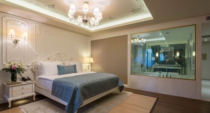 CVK Park Bosphorus Hotel Istanbul Room Type - LUXURY SUITE (EVERGREEN) CVK Park Bosphorus Hotel Istanbul Room Type - LUXURY SUITE (EVERGREEN)