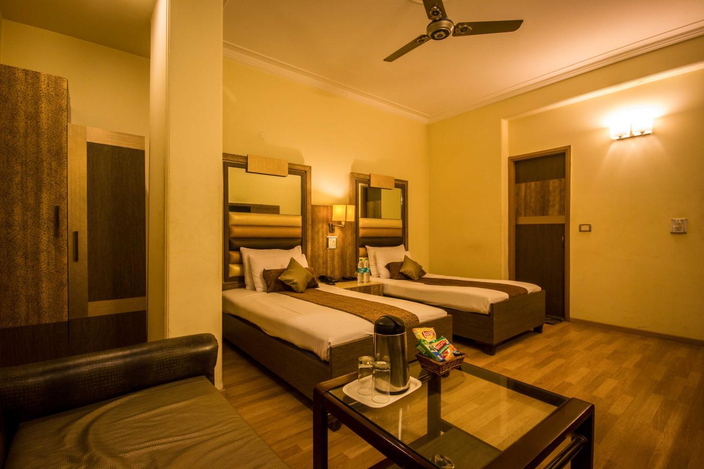 The Suncourt Hotel Yatri - Tap to explore photos