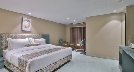 Hotel Serenity Room Type - Deluxe Room