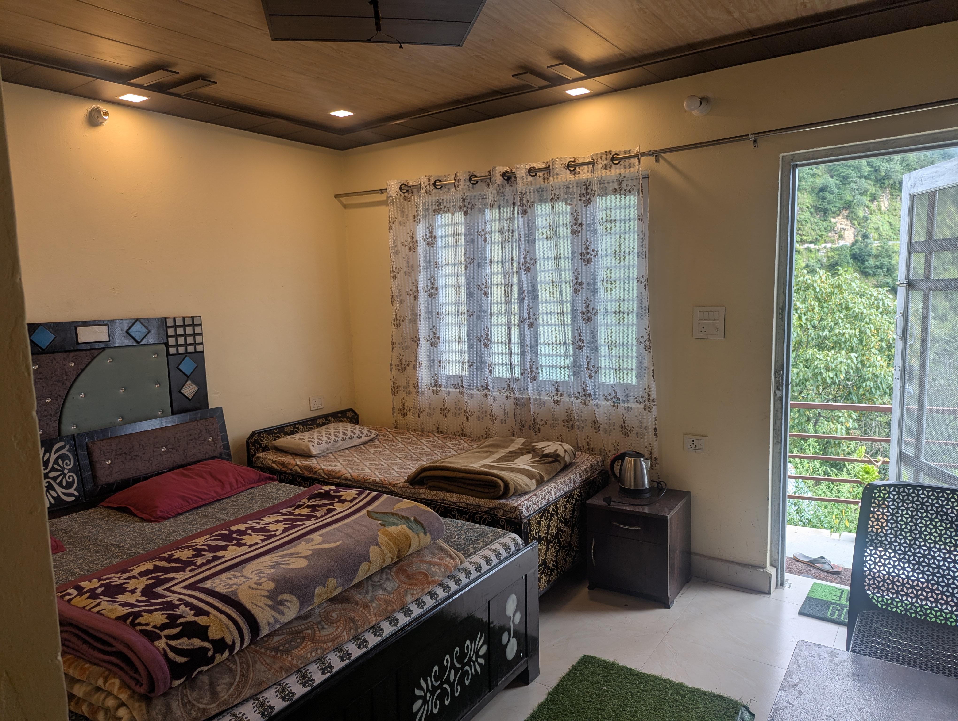 Kanak kartikey home stay m - Tap to explore photos