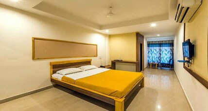 Hotel Jaltarang (111 kms from Kolhapur) Room Type - Super Deluxe Non AC Room