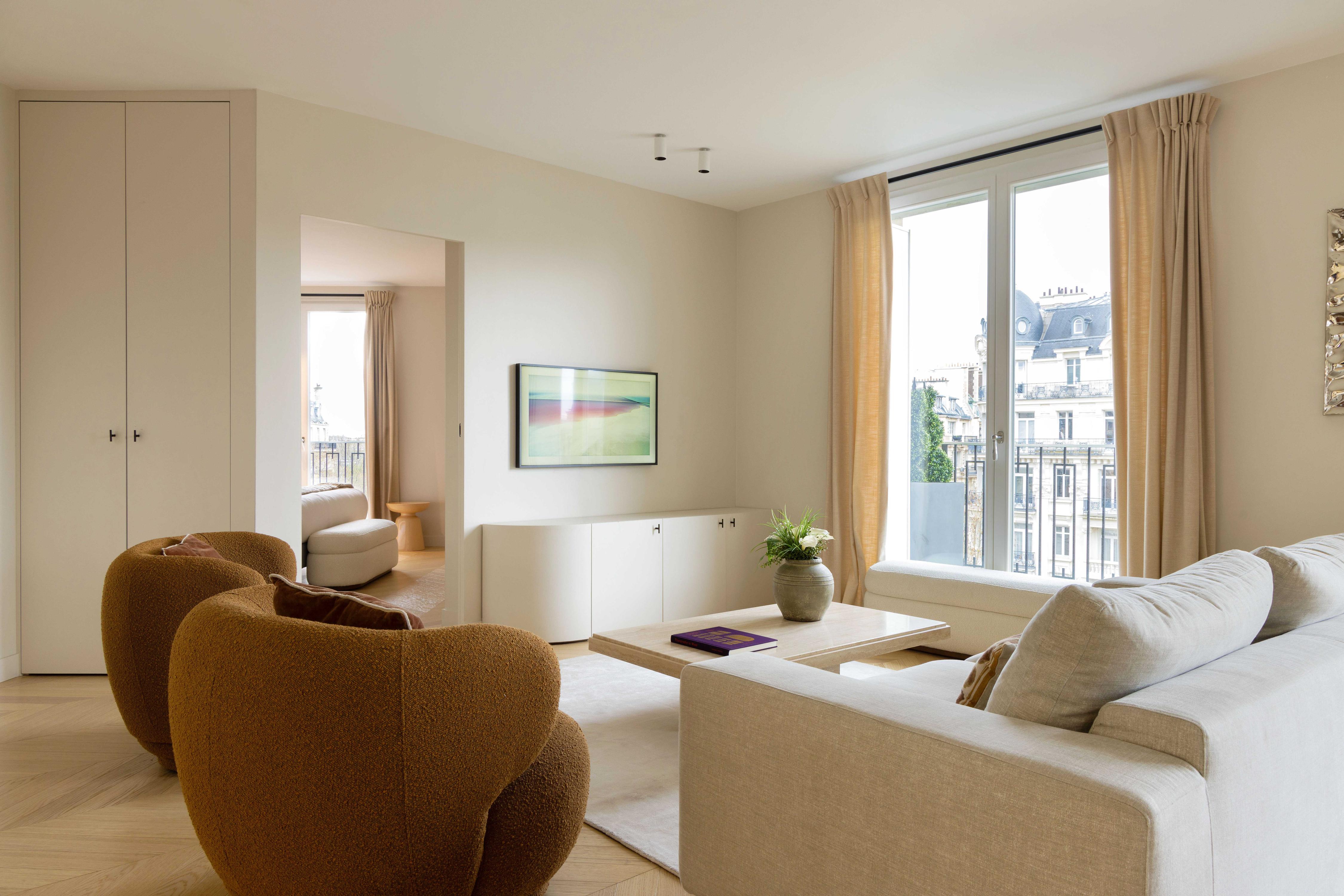 Spacious apartment - 3BR/8P - Eiffel Tower - Tap to explore photos