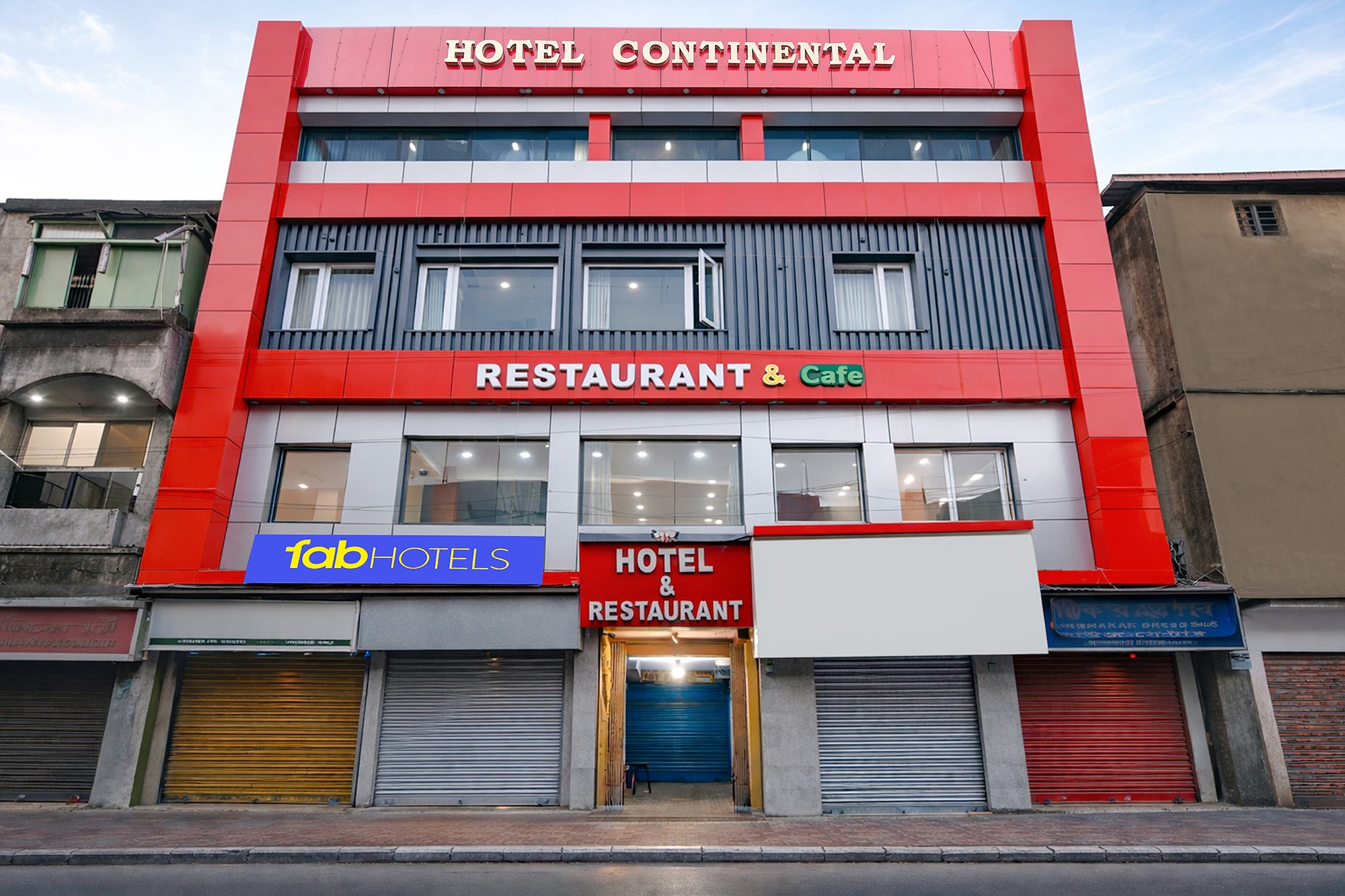 FabHotel Continental - Tap to explore photos
