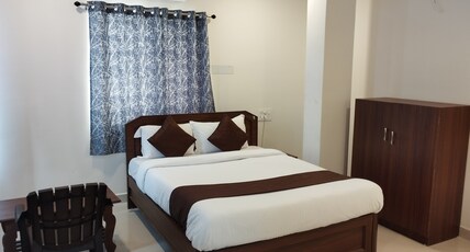 HOTEL VIRAT GRAND Room Type - LUXURY ROOM