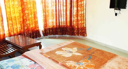 HOTEL SIDHARTH Room Type - Deluxe Non AC