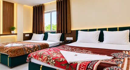 Hotel Shivay - Mahakal Mandir 200mtr only Room Type - Five Bed Room Hotel Shivay - Mahakal Mandir 200mtr only Room Type - Five Bed Room