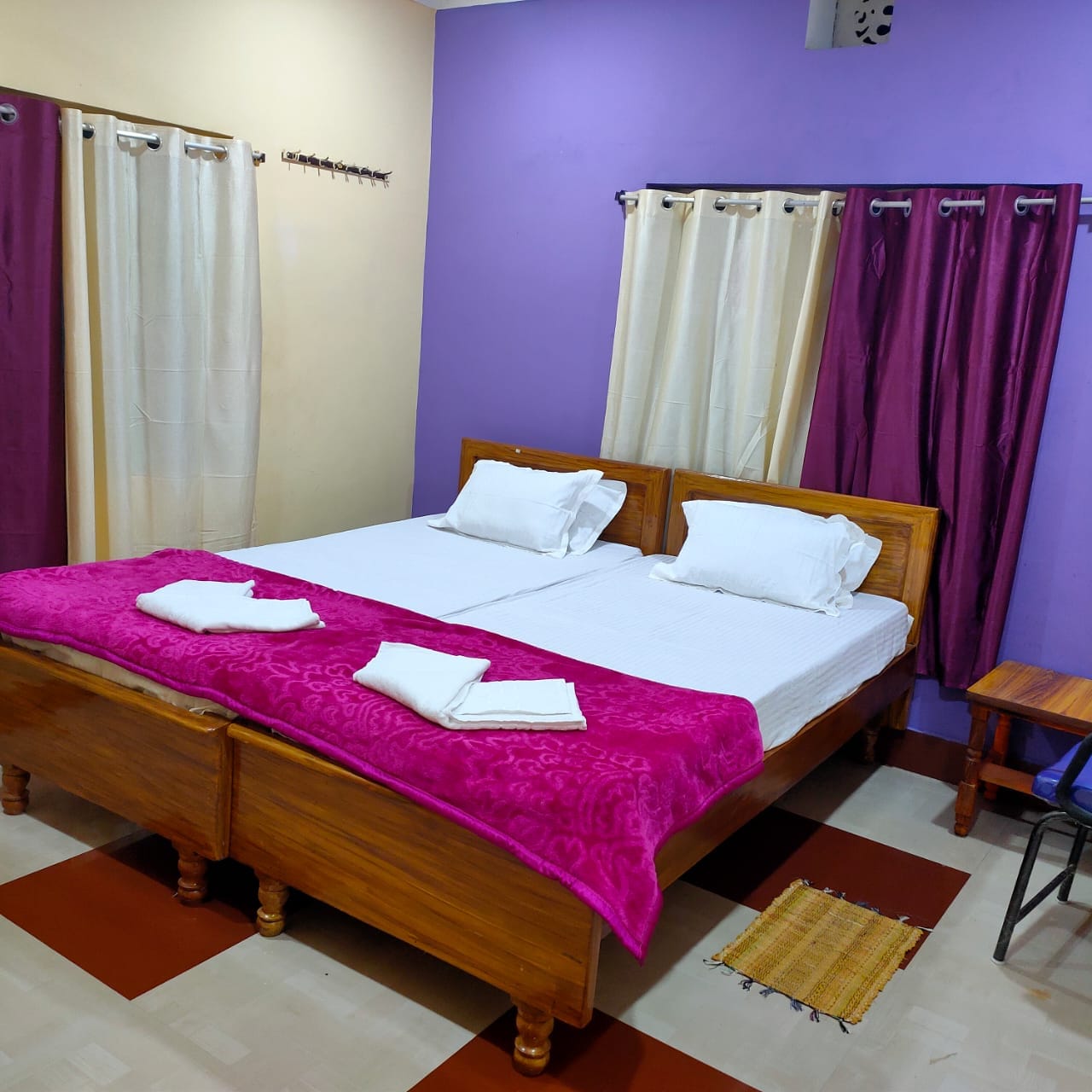 Pratiksha Guest House - The Novel Inn - Tap to explore photos