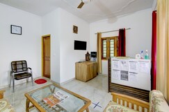 SPOT ON Chandra's Residence