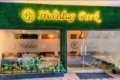Rooms of Holiday Park Thalassery