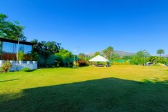 Far Out Field Resort Mount Abu
