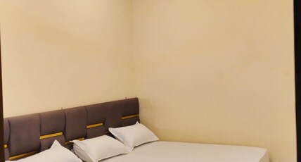 Hotel Vaibhav Palace Room Type - Six Bed Family Room