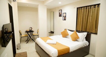 Hotel Visawa Residency Room Type - Deluxe Room Ac 160 Sq Feet