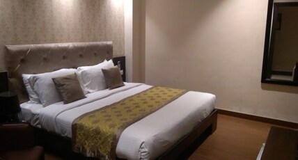 Aliza Hotel  Room Type - Deluxe