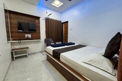 Hotel Medanta Inn