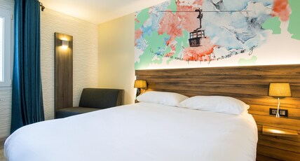 ibis Styles Sallanches Pays du Mont-Blanc Room Type - Standard Room with 1 double bed and 1 single sofa bed ibis Styles Sallanches Pays du Mont-Blanc Room Type - Standard Room with 1 double bed and 1 single sofa bed