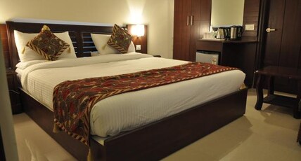 Hotel Kadambari Regency Room Type - Deluxe Room AC
