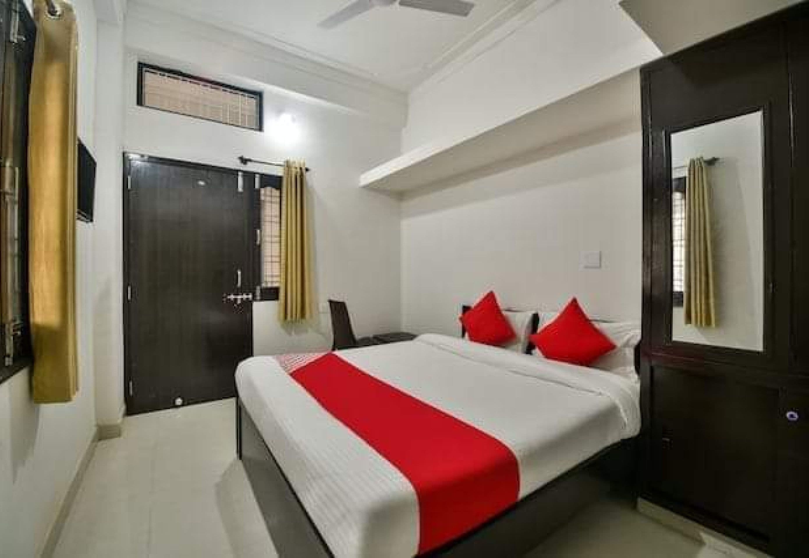 Hotel Udaipur Homestay - Tap to explore photos