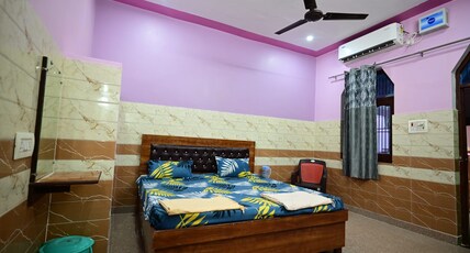 Sri Shyam Paying Home Stay Room Type - Deluxe Room